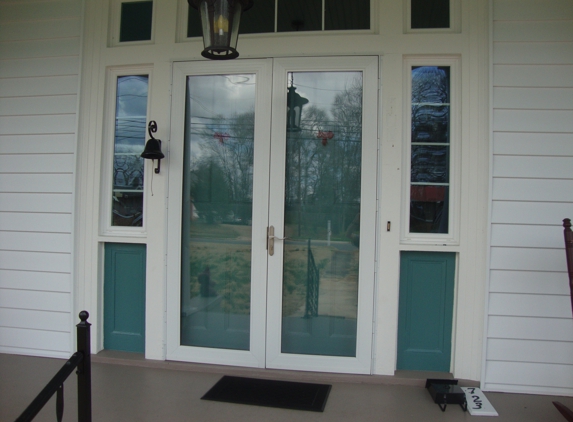 Sylacauga Glass Co - Sylacauga, AL. Custom Storm Door