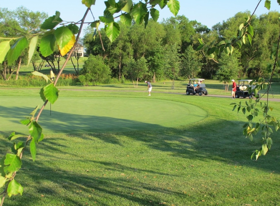 Falcon Lakes Golf Club - Basehor, KS