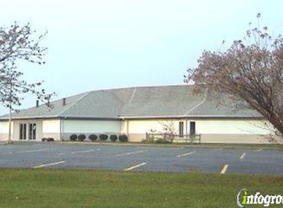 Central Church of Christ - Davenport, IA