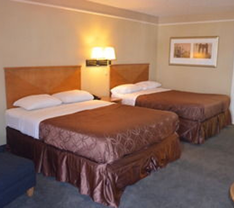 Hill Country Inn & Suites - Marble Falls, TX