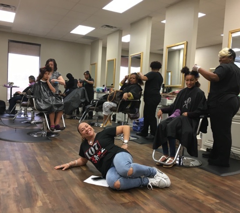 Avery James School of Cosmetology - Lake Charles, LA