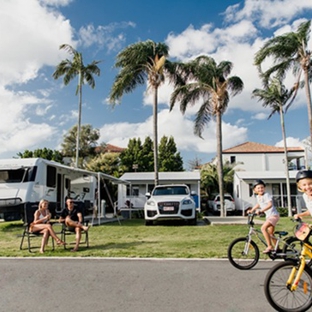 Nobby Beach Holiday Village - Miami, QLD. Premium Powered Site