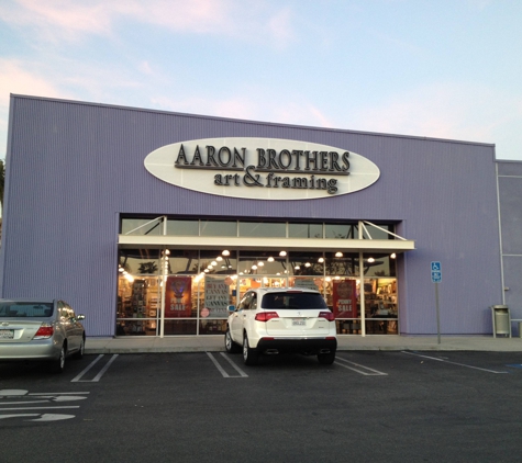 Aaron Brothers Art & Framing - Burbank, CA