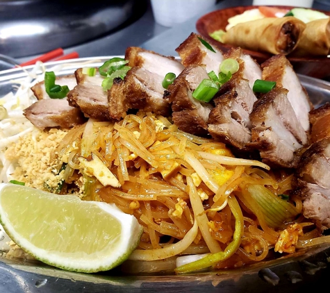 Suross Thai Bistro - New York, NY. Crispy pork Pad Thai