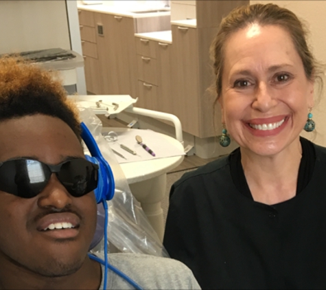 Beverly Deacon DDS at Walnut Grove Dental - Duncanville, TX