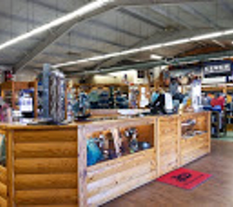 CB Fincher's Western Wear - Burleson, TX