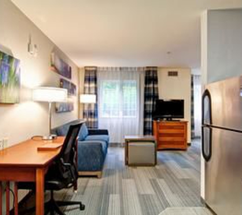 Homewood Suites by Hilton Stratford - Stratford, CT