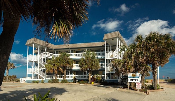 The St Augustine Beach House - Saint Augustine, FL