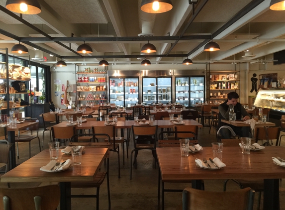 Storico Fresco Alimentari e Ristorante - Atlanta, GA. Interior