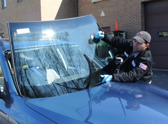 American Mobile Glass - Middletown, NY