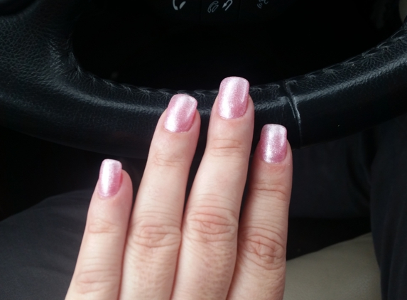 Nails 2000 - Parlin, NJ