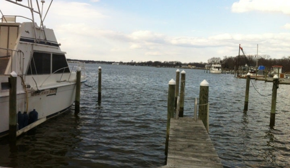 Dockside Restaurant - Colonial Beach, VA