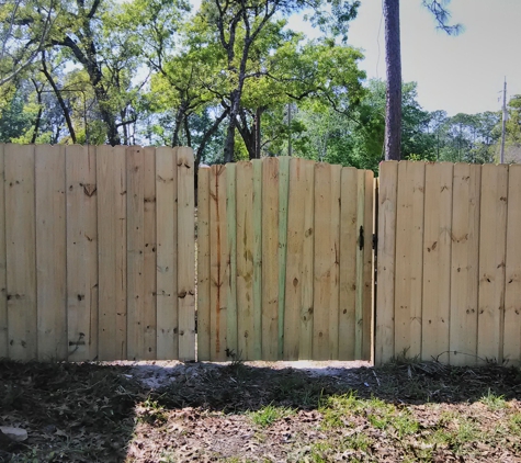 Affordable Fence Center - Orange Park, FL. board on board walk gate