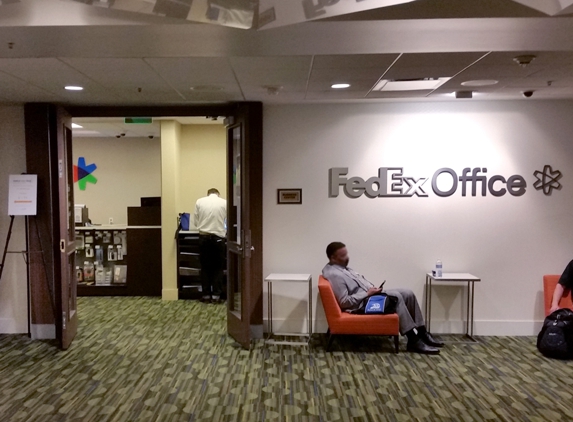 FedEx Office Print & Ship Center - San Francisco, CA