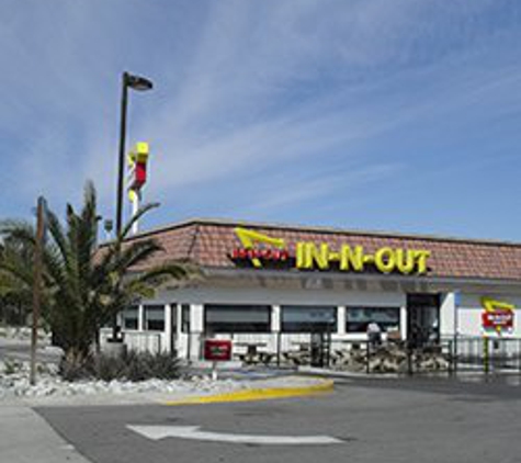 In-N-Out Burger - Hesperia, CA