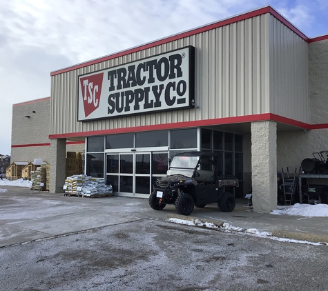 Tractor Supply Co - Bismarck, ND