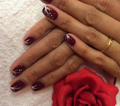 Perfect Browz salon & Nail Spa - Saint Louis, MO