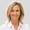 Susanne Dziurgot at CrossCountry Mortgage