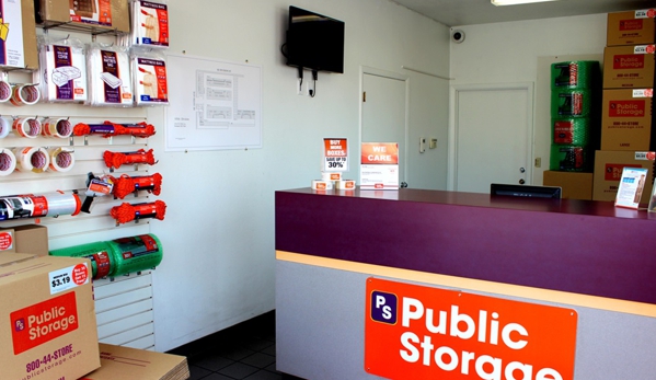 Public Storage - Portland, OR