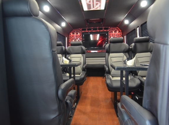 Luxury Party Bus Hawaii - Honolulu, HI