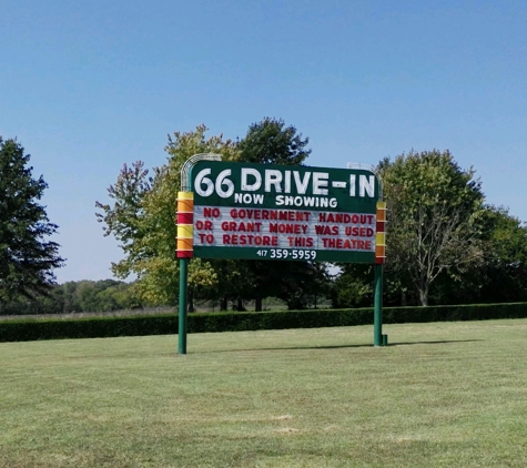 66 Drive-In Theatre - Carthage, MO