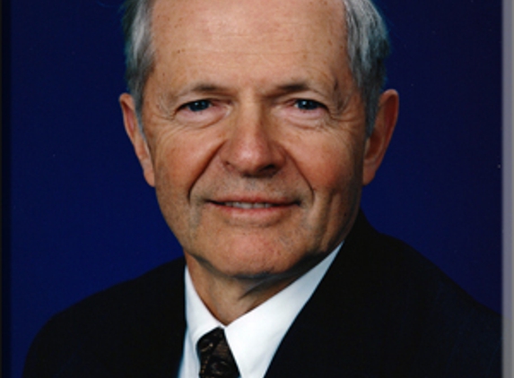 Dr. Richard R Lomas, MD - Renton, WA