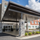 Holiday Inn Express & Suites Commerce by IHG