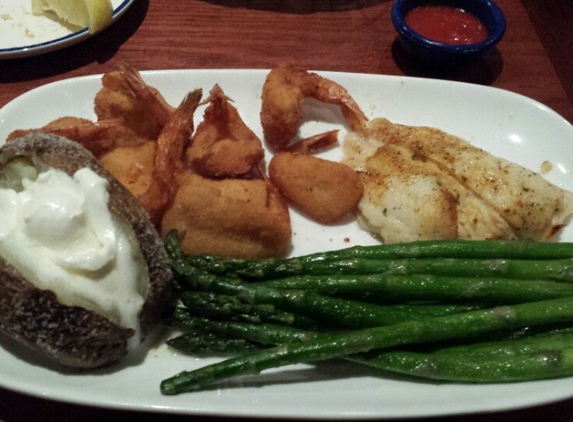 Red Lobster - Canton, OH