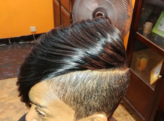 Angelas Hair Studio - North Little Rock, AR