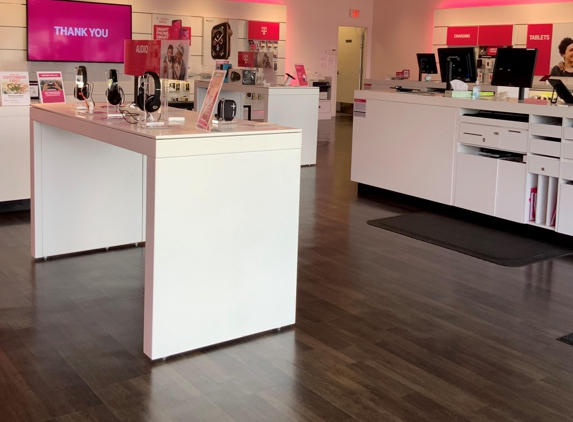 T-Mobile - Toledo, OH