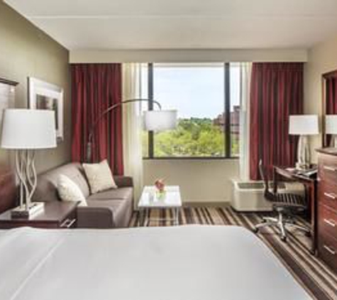 DoubleTree by Hilton Hotel Largo/Washington DC - Largo, MD