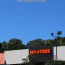 Hooters - Sports Bars