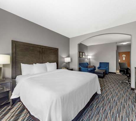 Comfort Inn & Suites Quail Springs - Oklahoma City, OK