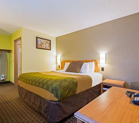 Econo Lodge - Portland, OR