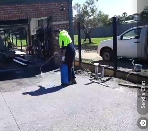 Joe Mercuri Concreting - Rosebud, VIC. Joe Mercuri sealing my mixed aggregate driveway
