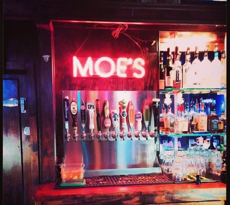 Moe's Crosstown Tavern - Charleston, SC