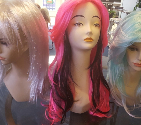 Gina's Salon & Wigs - Lakewood, OH. Beautiful colors affordable prices