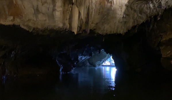 Penn's Cave & Wildlife Park - Centre Hall, PA