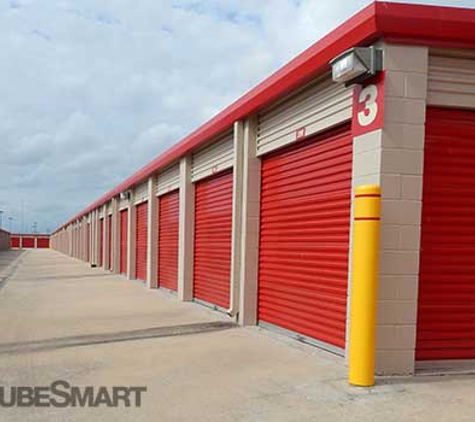 CubeSmart Self Storage - Pearland, TX