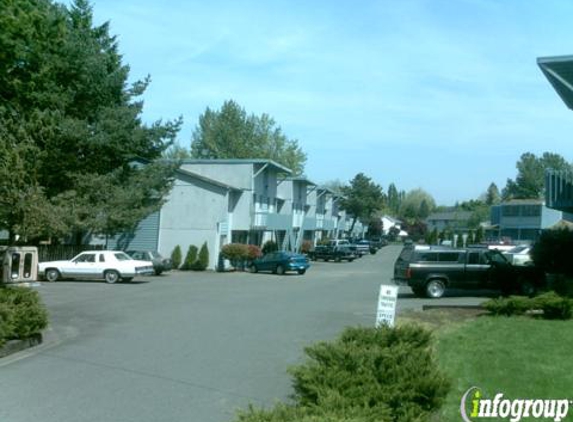 Autumn Oaks Apartments - Tigard, OR