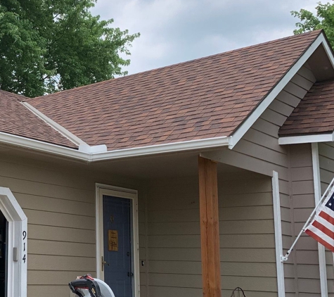 Arrow Renovation - Olathe, KS. Roof Replacement