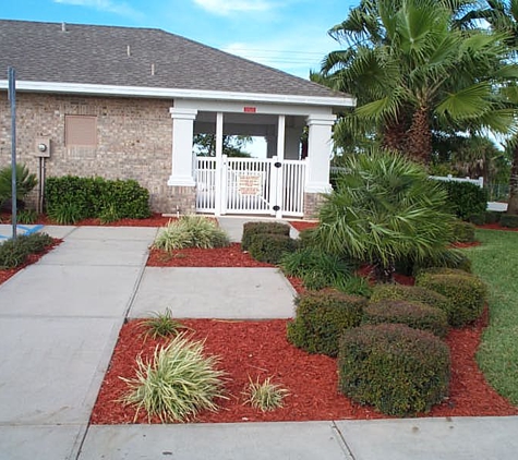 Fantasy Lawns Inc - Merritt Island, FL