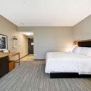 Hampton Inn & Suites Detroit/Warren - Hotels