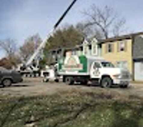 Treehugger Completetree Service - Des Moines, IA