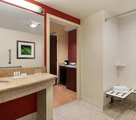 Courtyard by Marriott - Greenville, NC