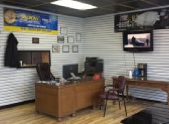 Six Step Automotive - Waterford, MI