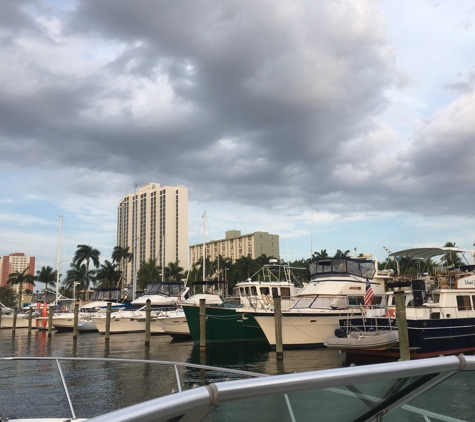 Fort Myers Yacht Basin - Fort Myers, FL