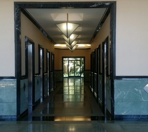 Trade-In Solutions - Los Angeles, CA. Luxurious Hallway for Elevators