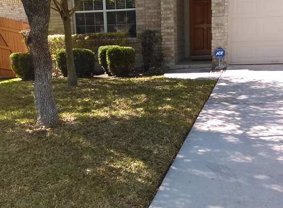 Fountain Park Lawn Service - San Antonio, TX