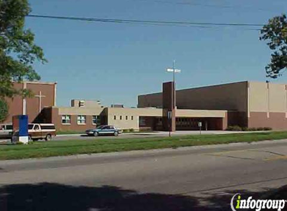 Lincoln Lutheran Mid/High School - Lincoln, NE